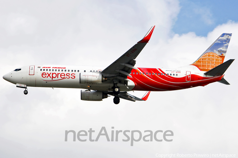 Air India Express Boeing 737-8HJ (VT-AXN) | Photo 379757