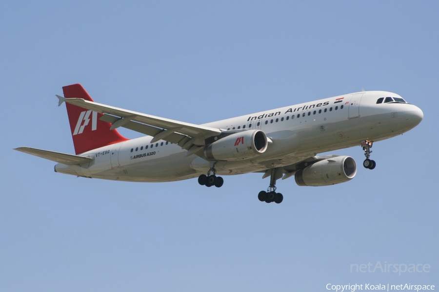 Indian Airlines Airbus A320-231 (VT-ESG) | Photo 552423