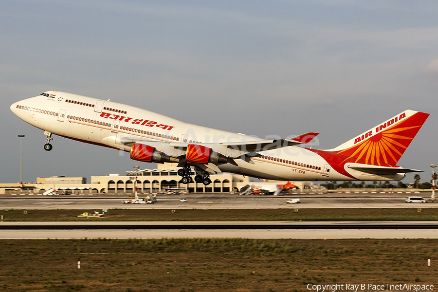 Air India Boeing 747-437 (VT-EVB) | Photo 264707