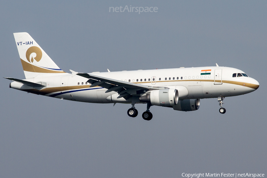 (Private) Airbus A319-115X CJ (VT-IAH) | Photo 314617