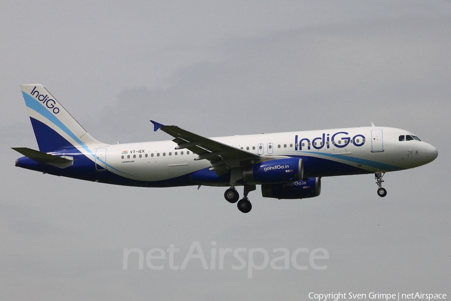 IndiGo Airbus A320-232 (VT-IEK) | Photo 15100