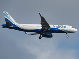 IndiGo Airbus A320-232 (VT-IFQ) at  Bangalore - Kempegowda International, India