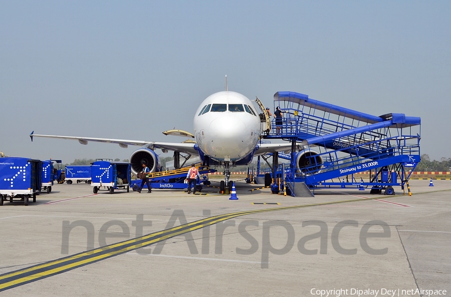 IndiGo Airbus A320-232 (VT-INQ) | Photo 100949