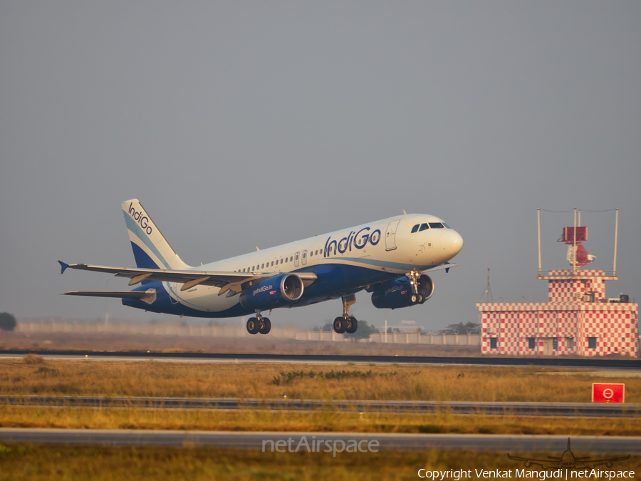 IndiGo Airbus A320-232 (VT-INZ) | Photo 219882