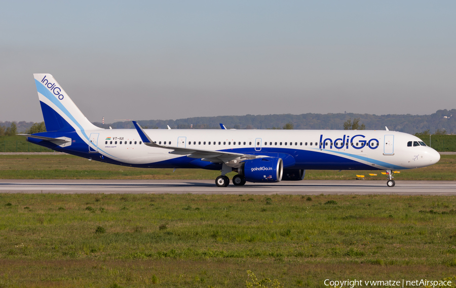 IndiGo Airbus A321-271NX (VT-IUI) | Photo 384190