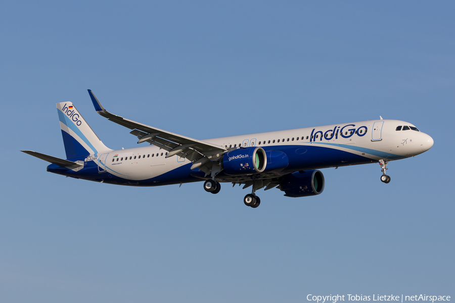 IndiGo Airbus A321-271NX (VT-IUT) | Photo 406238