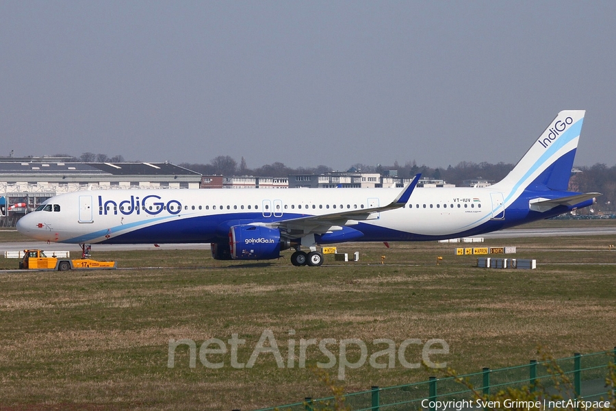 IndiGo Airbus A321-271NX (VT-IUV) | Photo 378934