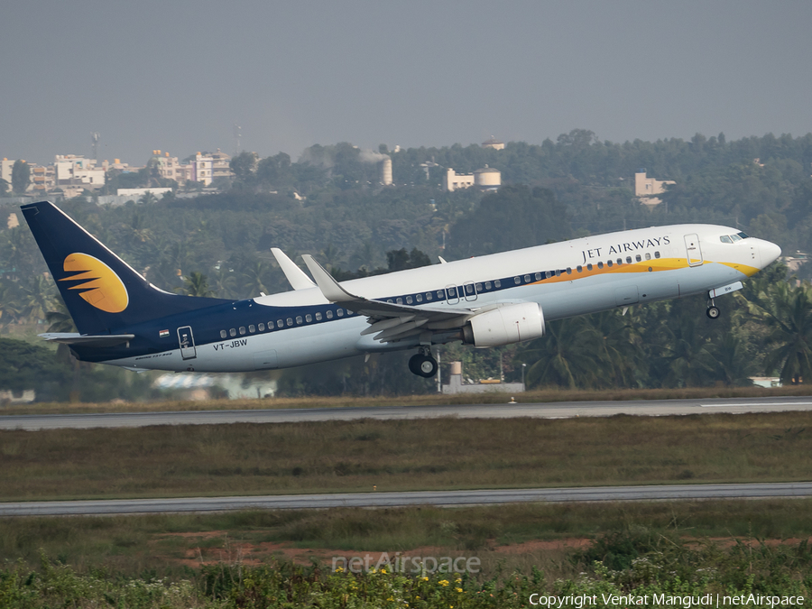 Jet Airways Boeing 737-8AL (VT-JBW) | Photo 149079