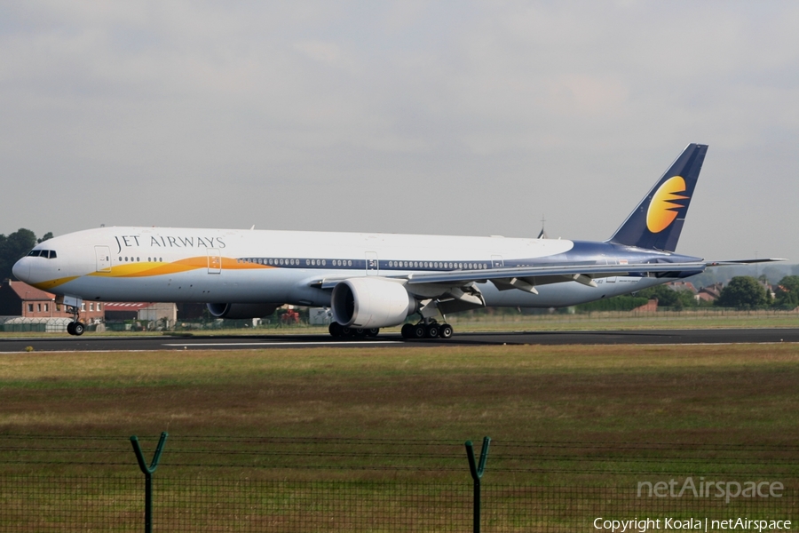 Jet Airways Boeing 777-35R(ER) (VT-JED) | Photo 553502