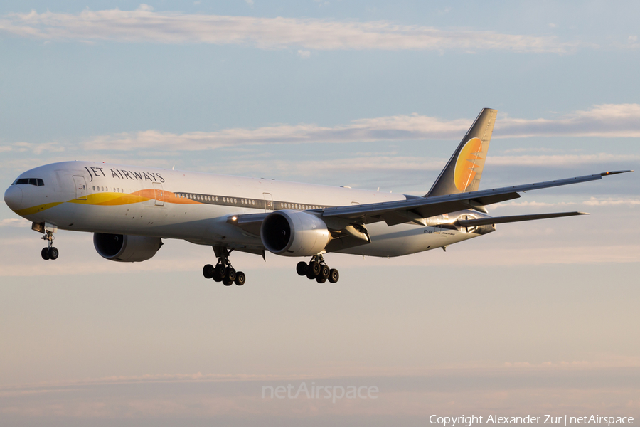 Jet Airways Boeing 777-35R(ER) (VT-JEH) | Photo 136524