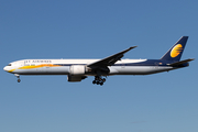 Jet Airways Boeing 777-35R(ER) (VT-JEK) at  London - Heathrow, United Kingdom