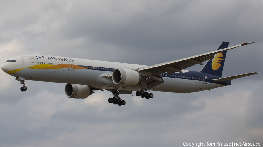 Jet Airways Boeing 777-35R(ER) (VT-JEK) | Photo 328196