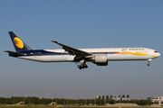 Jet Airways Boeing 777-35R(ER) (VT-JEM) at  Amsterdam - Schiphol, Netherlands