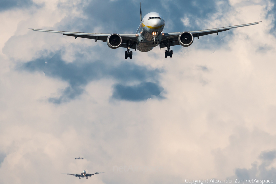 Jet Airways Boeing 777-35R(ER) (VT-JEM) | Photo 175388