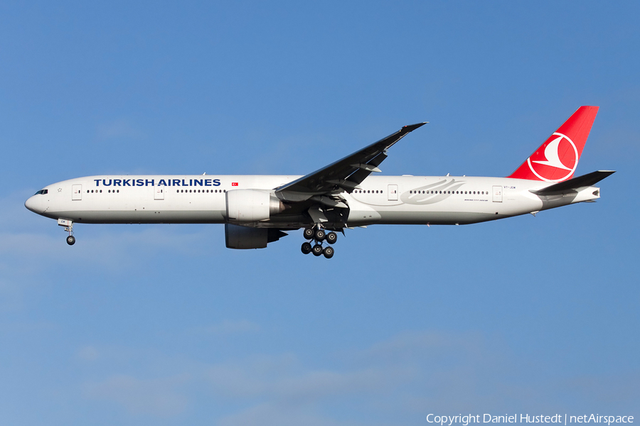 Turkish Airlines Boeing 777-35R(ER) (VT-JEM) | Photo 526586