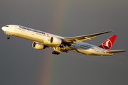 Turkish Airlines Boeing 777-35R(ER) (VT-JEM) at  London - Heathrow, United Kingdom