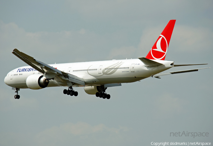 Turkish Airlines Boeing 777-35R(ER) (VT-JEN) | Photo 29448