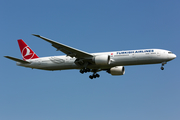 Turkish Airlines Boeing 777-35R(ER) (VT-JEP) at  London - Heathrow, United Kingdom