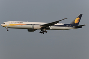 Jet Airways Boeing 777-35R(ER) (VT-JEQ) at  Amsterdam - Schiphol, Netherlands