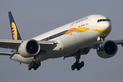 Jet Airways Boeing 777-35R(ER) (VT-JEV) at  Amsterdam - Schiphol, Netherlands