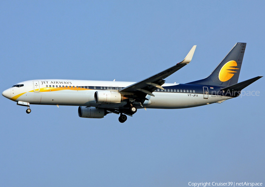 Jet Airways Boeing 737-85R (VT-JFX) | Photo 352653