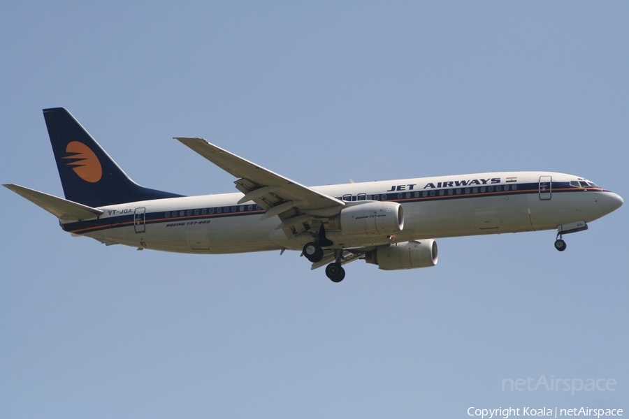 Jet Airways Boeing 737-85R (VT-JGA) | Photo 552425
