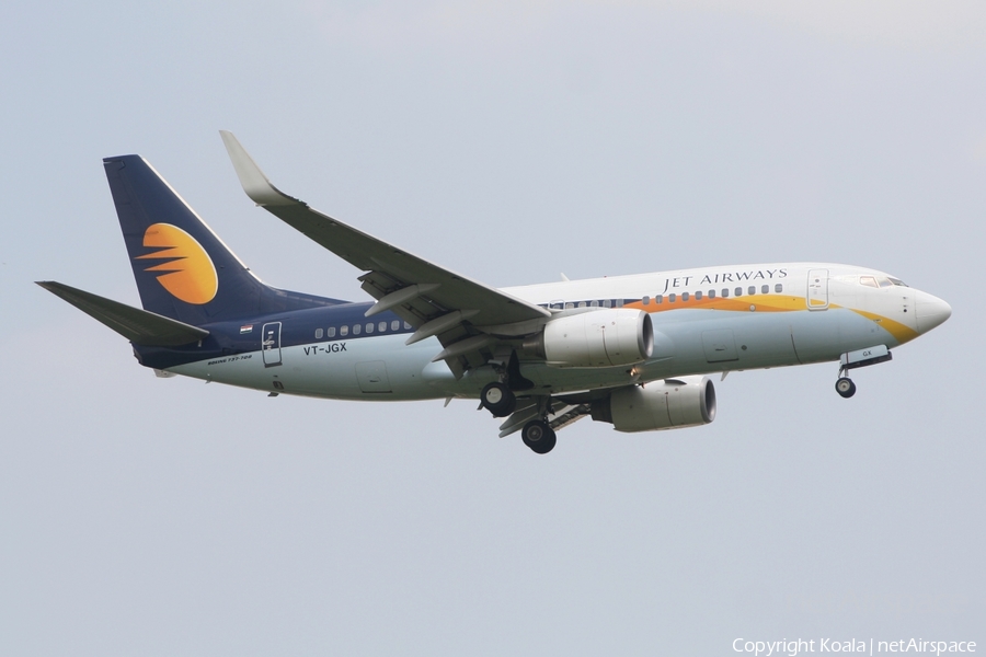 Jet Airways Boeing 737-75R (VT-JGX) | Photo 550921