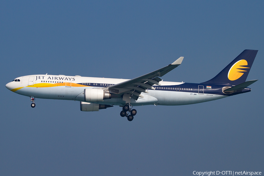 Jet Airways Airbus A330-202 (VT-JWH) | Photo 397178