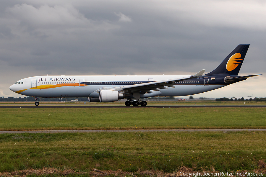 Jet Airways Airbus A330-302 (VT-JWR) | Photo 117867