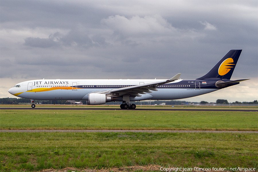Jet Airways Airbus A330-302 (VT-JWR) | Photo 147789