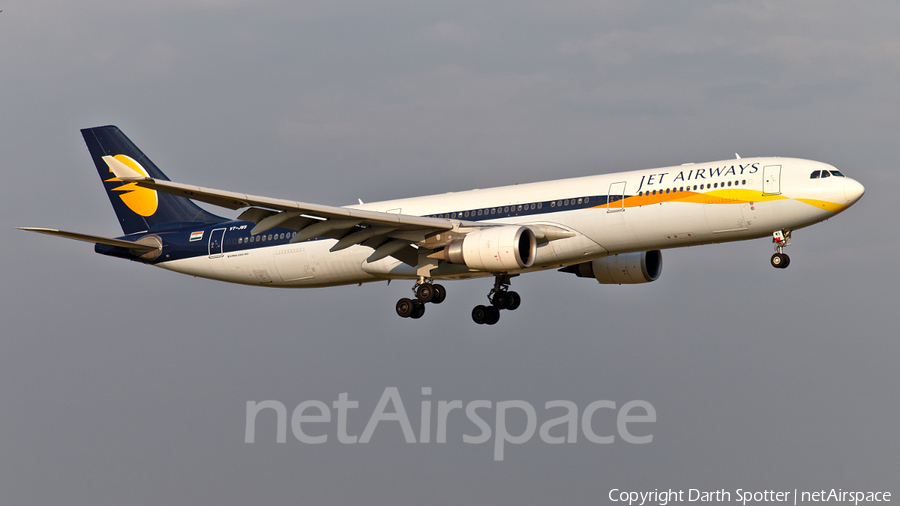 Jet Airways Airbus A330-302 (VT-JWS) | Photo 283417