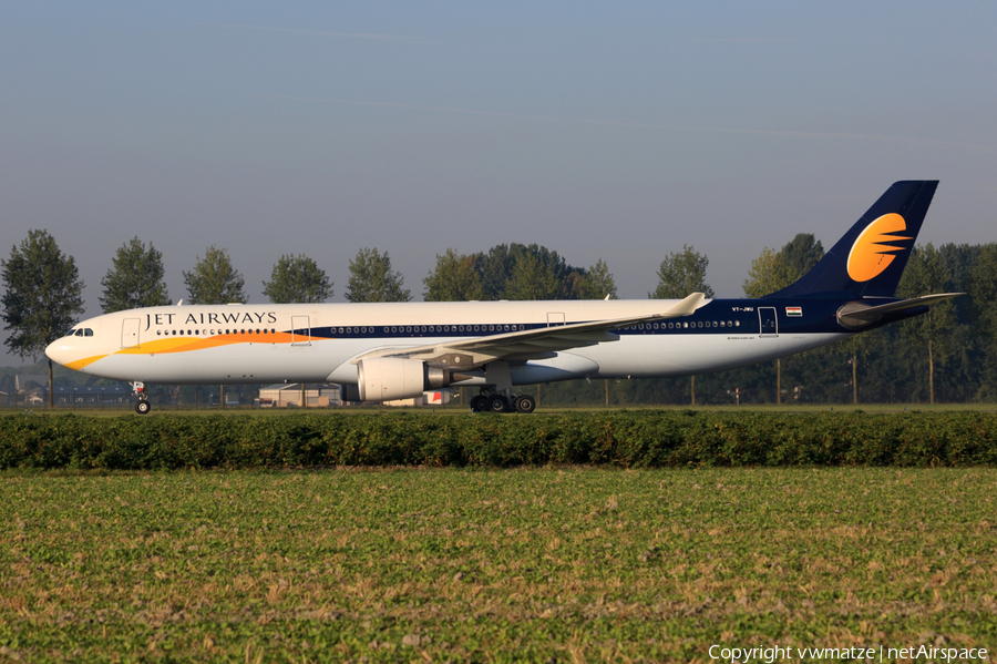 Jet Airways Airbus A330-302 (VT-JWU) | Photo 122961