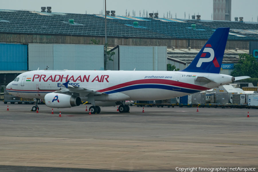 Pradhaan Air Express Airbus A320-232(P2F) (VT-PNS) | Photo 520475