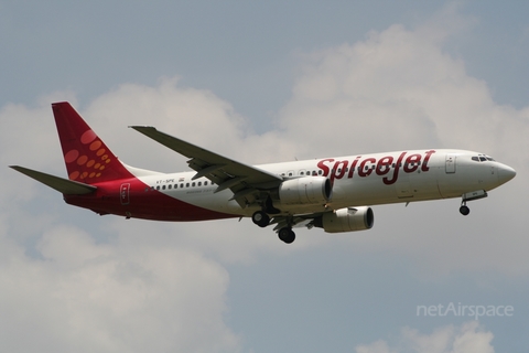 SpiceJet Boeing 737-86N (VT-SPE) at  New Delhi - Indira Gandhi International, India