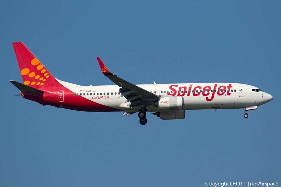 SpiceJet Boeing 737-8GJ (VT-SZI) | Photo 284920