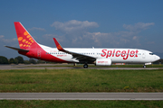 SpiceJet Boeing 737-8GJ (VT-SZJ) at  Bergamo - Orio al Serio, Italy