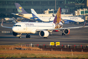 Vistara Airbus A320-251N (VT-TNP) at  Mumbai - Chhatrapati Shivaji International, India