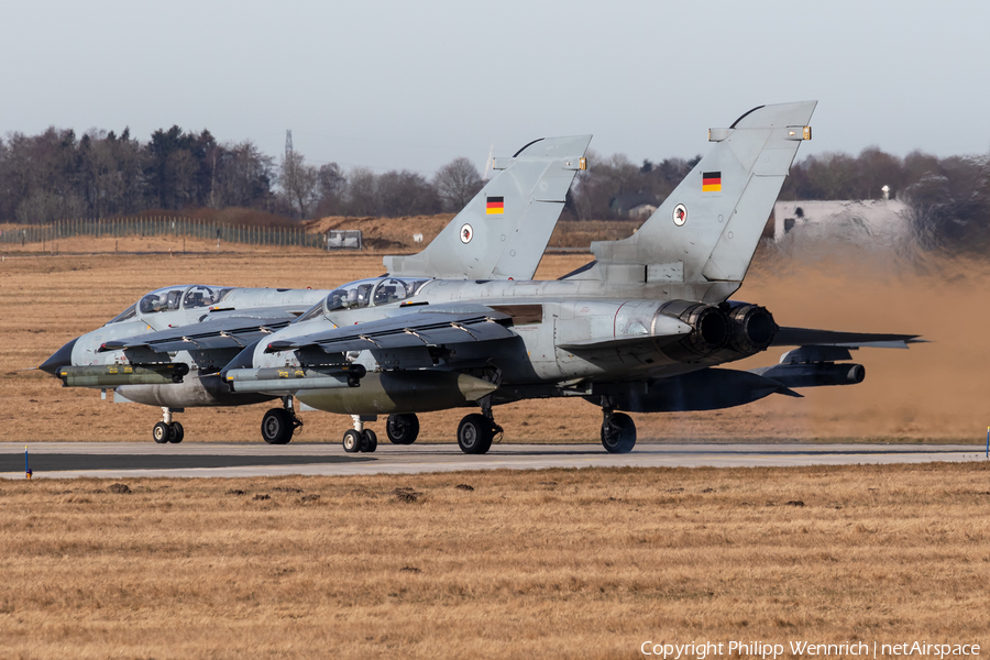 Aviation photo 435779
