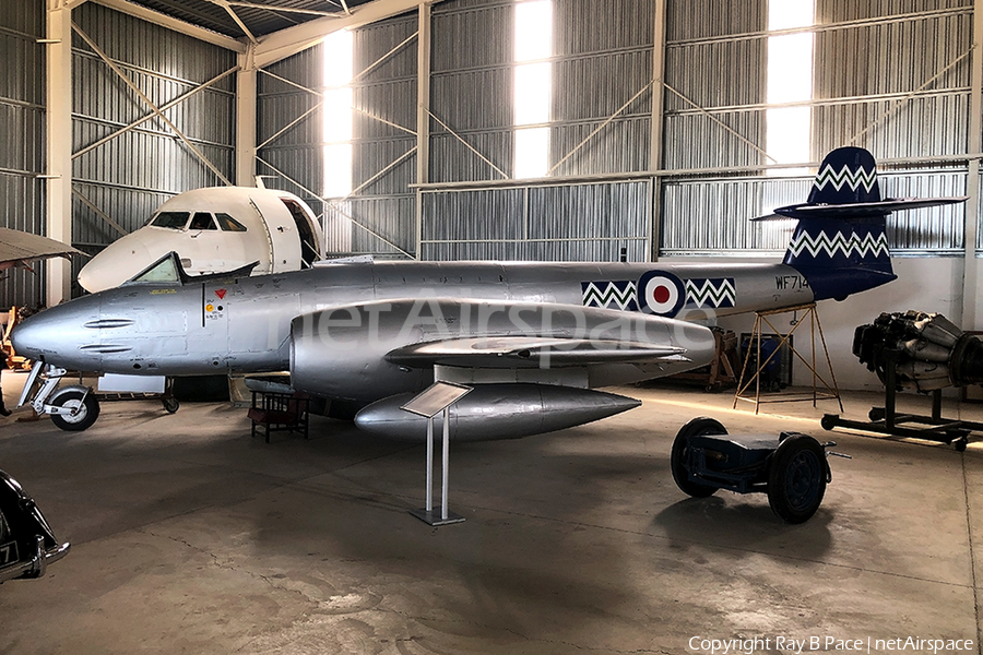 Royal Air Force Gloster Meteor F.8 (WK914) | Photo 366421