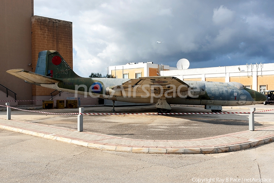 Royal Air Force English Electric T4 Canberra (WT483) | Photo 354658