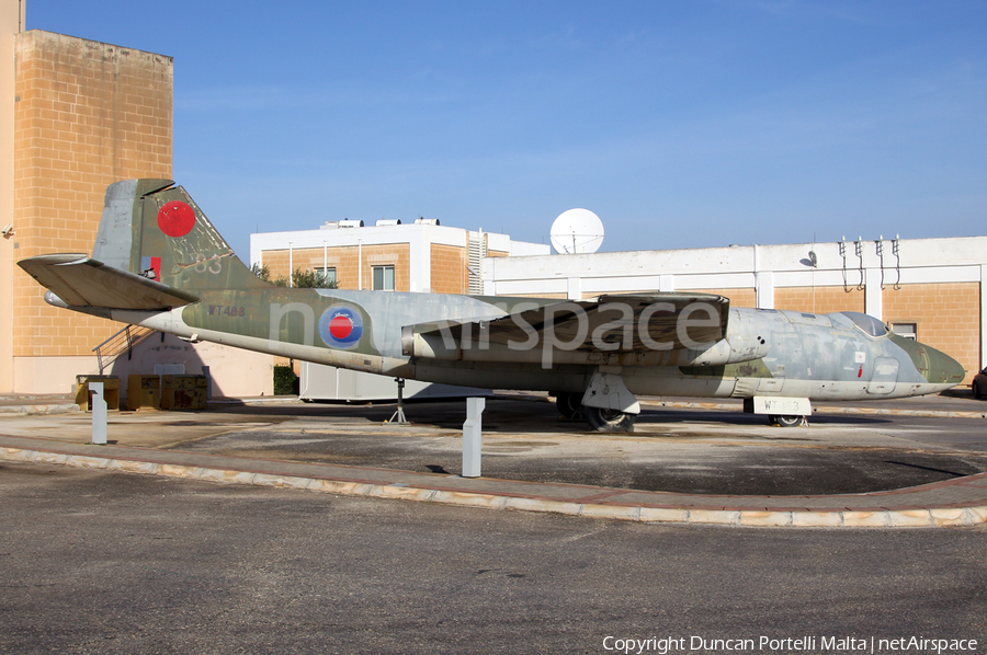 Royal Air Force English Electric T4 Canberra (WT483) | Photo 379821