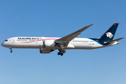 AeroMexico Boeing 787-9 Dreamliner (XA-ADH) at  Los Angeles - International, United States