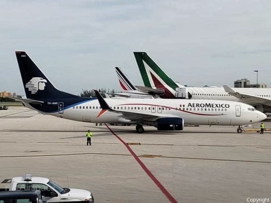AeroMexico Boeing 737-852 (XA-AMC) | Photo 331831