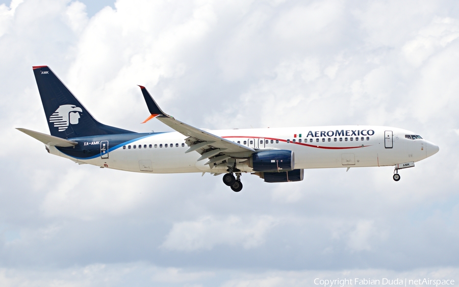 AeroMexico Boeing 737-852 (XA-AMK) | Photo 330795