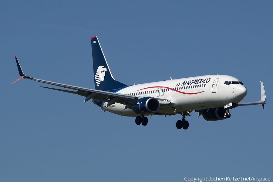 AeroMexico Boeing 737-852 (XA-AML) | Photo 105419
