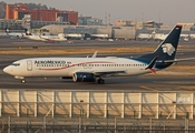 AeroMexico Boeing 737-852 (XA-AMU) at  Mexico City - Lic. Benito Juarez International, Mexico