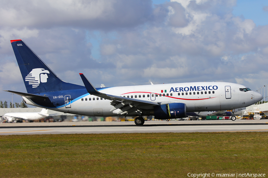 AeroMexico Boeing 737-752 (XA-GOL) | Photo 219503