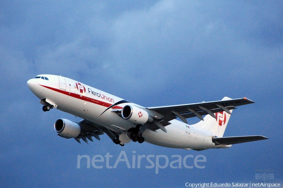 AeroUnion Cargo Airbus A300B4-203(F) (XA-LRL) | Photo 192930