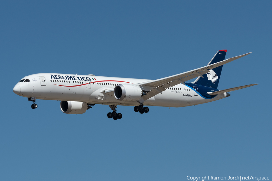 AeroMexico Boeing 787-9 Dreamliner (XA-MFG) | Photo 513442