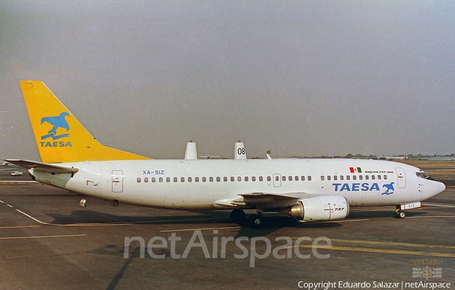 TAESA Lineas Aéreas Boeing 737-3Y0 (XA-SIZ) | Photo 318263